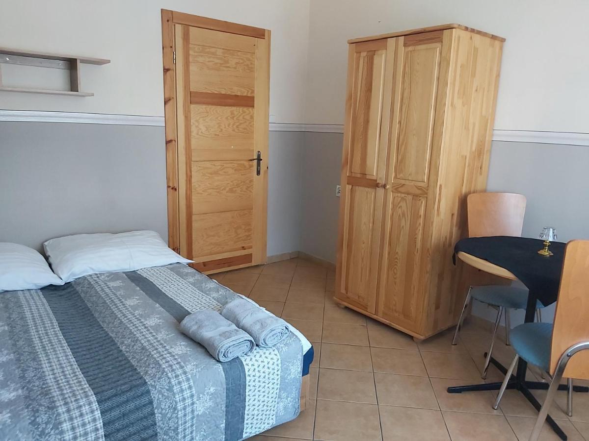 Pokoje Goscinne Anna Łeba Extérieur photo